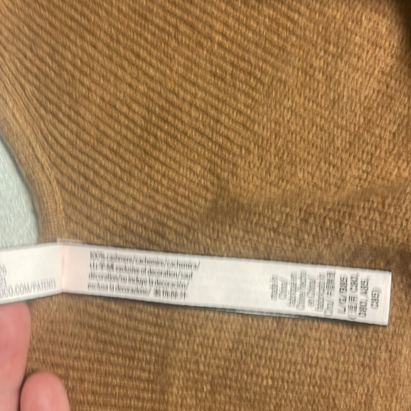 Cashmere Victoria’s Secret bralette and short set - Picture 6 of 12